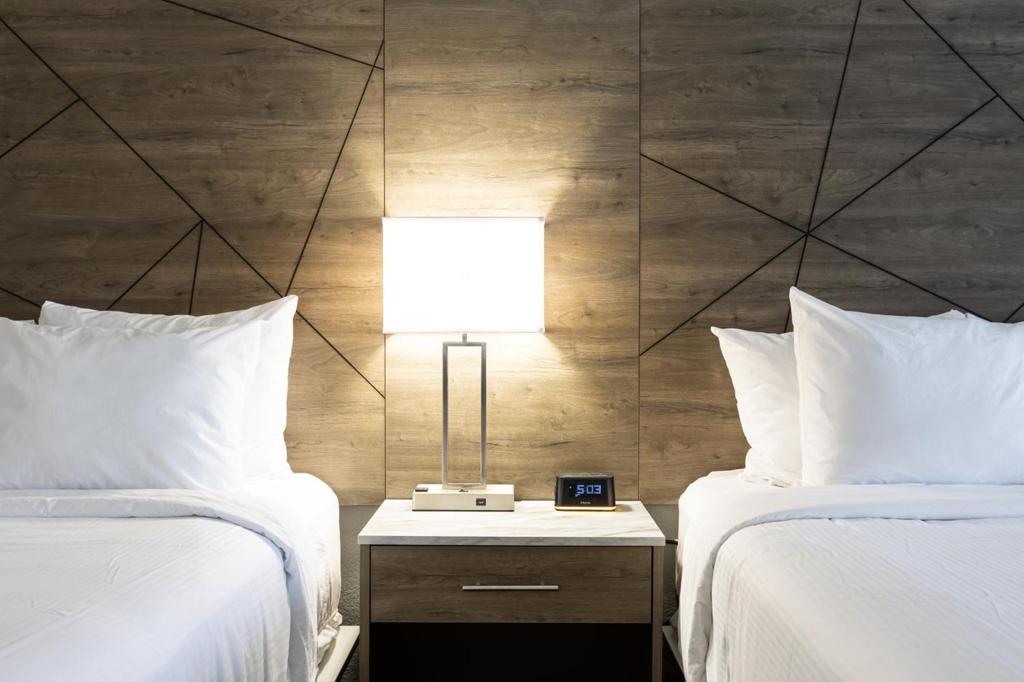 Rodeway Inn & Suites Near Outlet Mall - Asheville Eksteriør bilde
