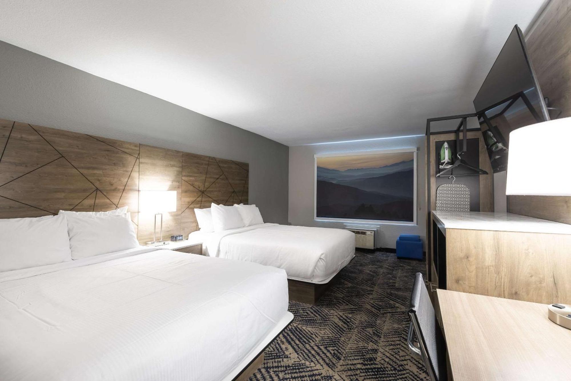 Rodeway Inn & Suites Near Outlet Mall - Asheville Eksteriør bilde