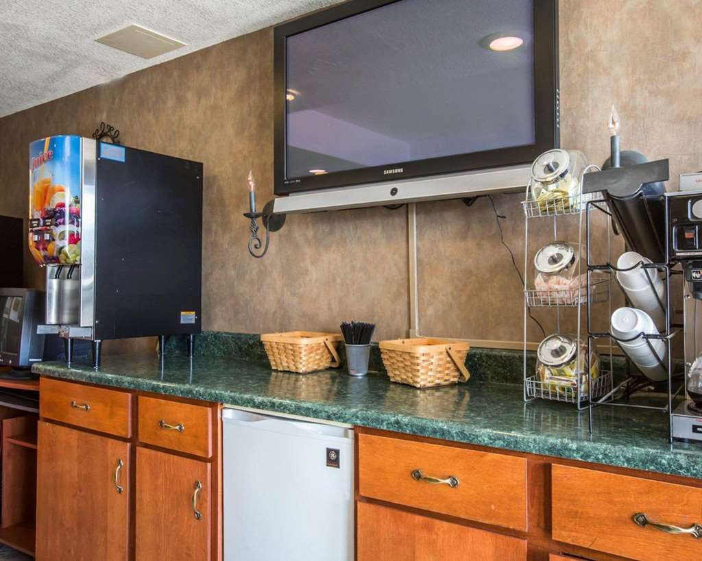 Rodeway Inn & Suites Near Outlet Mall - Asheville Restaurant bilde