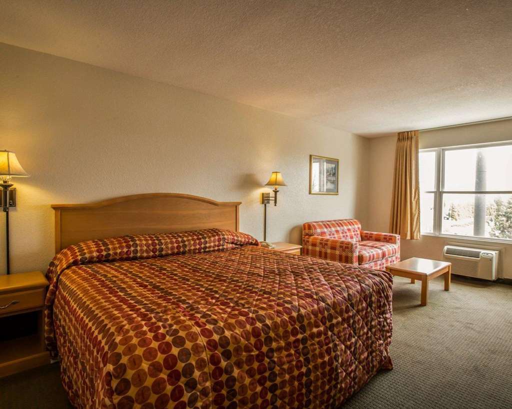 Rodeway Inn & Suites Near Outlet Mall - Asheville Rom bilde